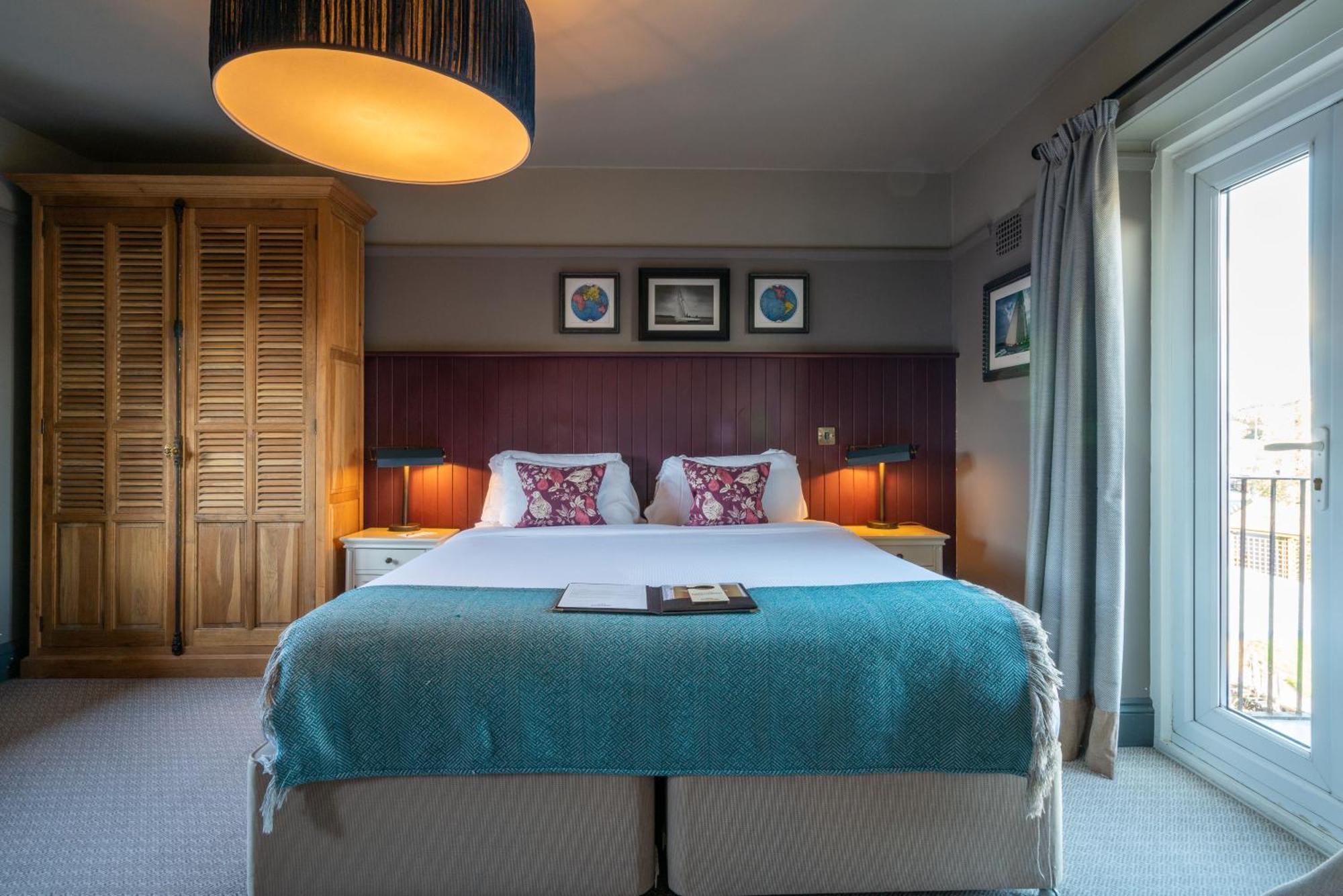 The Mayflower Lymington Exteriér fotografie